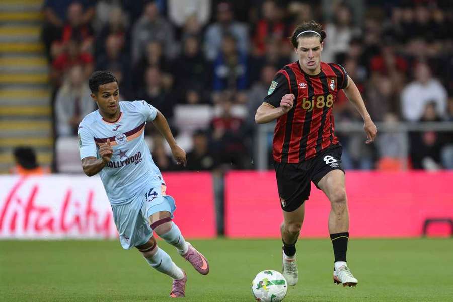 Iraola admits "too many changes" as Bournemouth exit Cup