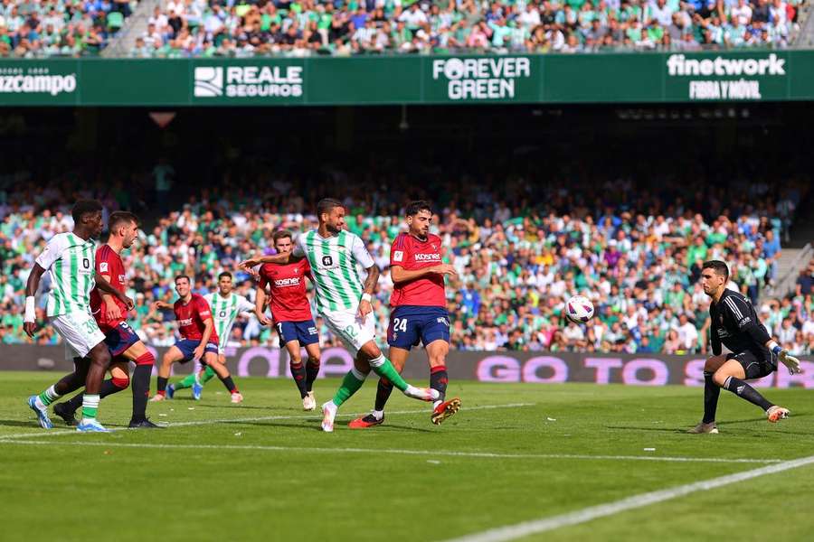 Betis e Osasuna se enfrentaram pela 11ª rodada do Campeonato Espanhol