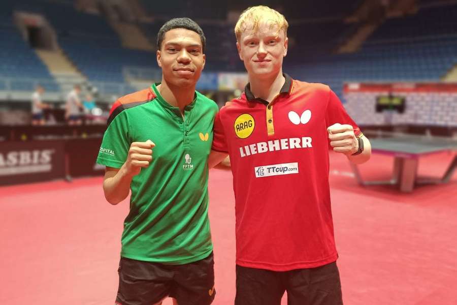 Tiago Abiodun ao lado do alemão Andre Bertelsmeier