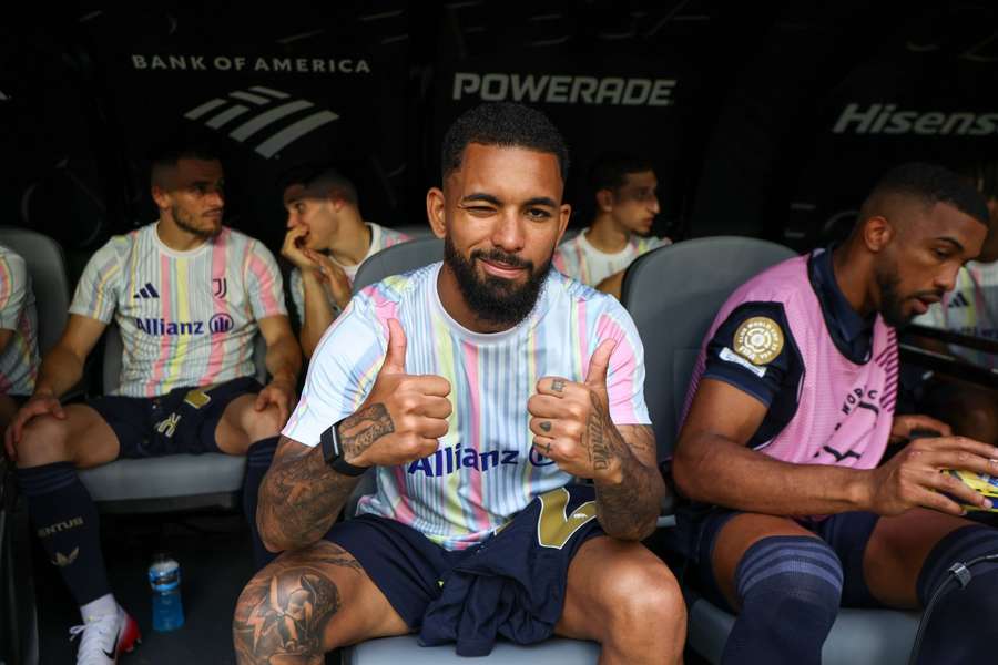 Man Utd interested in signing former Villa star from Juventus as Everton watch on Man Utd interested in signing former Villa star from Juventus as Everton watch on