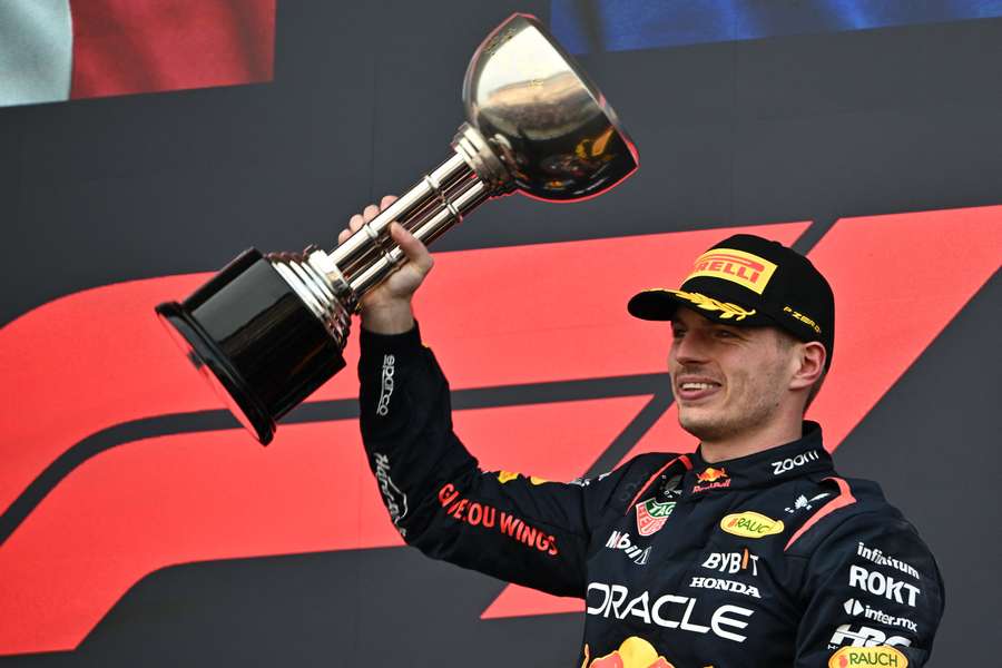 Max Verstappen, da Red Bull, venceu o Grande Prémio do Japão em Suzuka