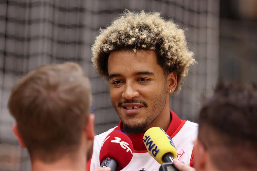 11 punktów Sochana w wygranym meczu Spurs. Polak wraca do formy 11 punktów Sochana w wygranym meczu Spurs. Polak wraca do formy