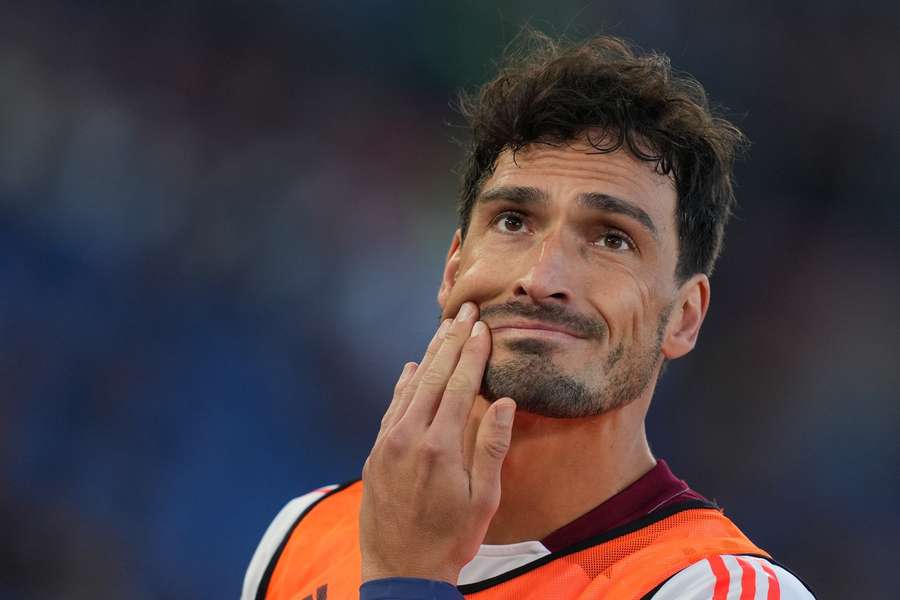 Hummels assente contro il Napoli per malattia