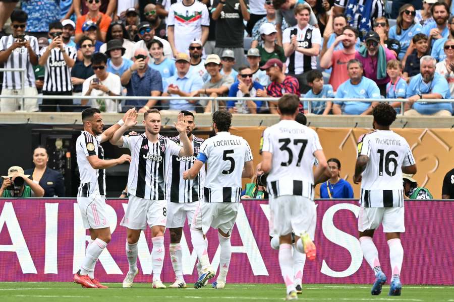 Los jugadores de la Juventus celebran el gol de Koopmeiners ante el Manchester City