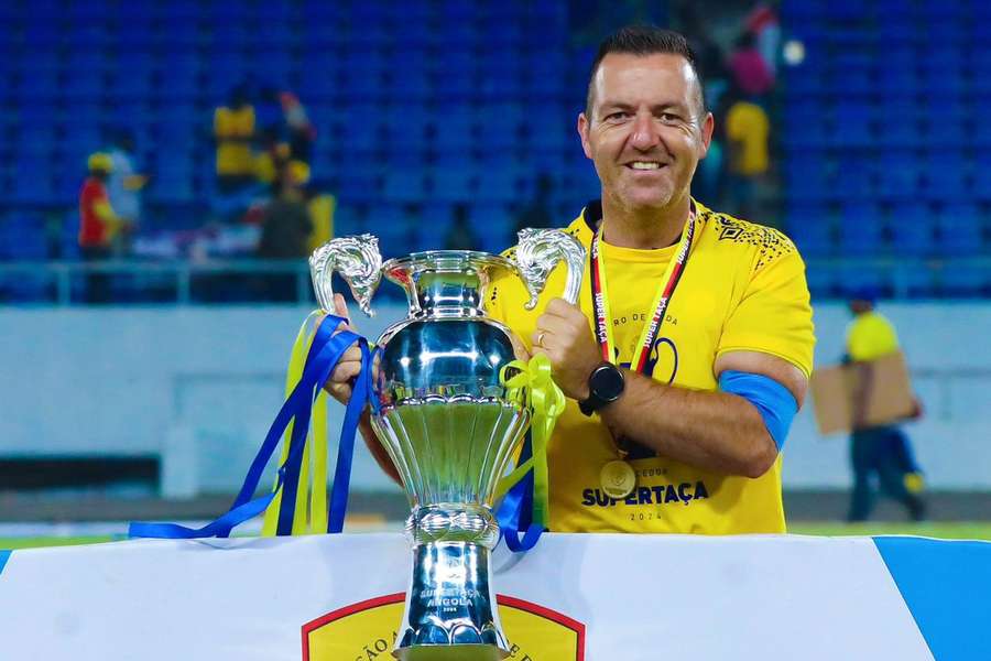 Ricardo Chéu conquistou a Supertaça no início da época Ricardo Chéu conquistou a Supertaça no início da época