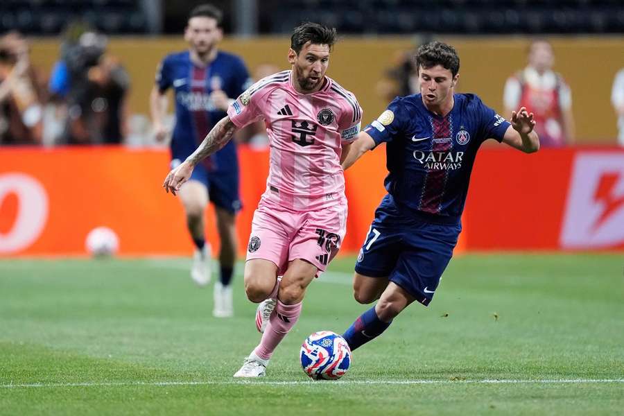 Inter Miami's Lionel Messi controls the ball past Paris Saint-Germain's Joao Neves during the Club World Cup 