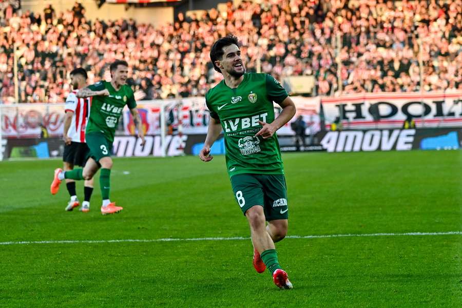 Śląsk stracił dobrego piłkarza, ale Jose Pozo zostanie w Ekstraklasie