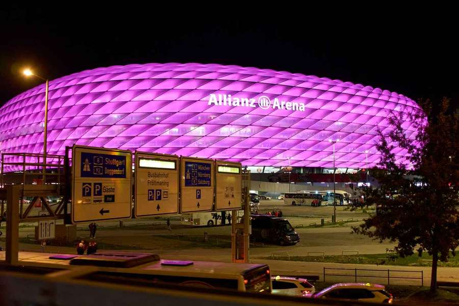 Über 10.000 Fans: FC Bayern mit Zuschauer-Saisonrekord Über 10.000 Fans: FC Bayern mit Zuschauer-Saisonrekord