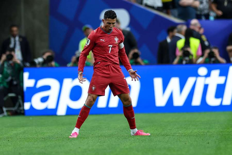 Cristiano Ronaldo a marcat la cel de-al 6-lea Mondial din carieră Cristiano Ronaldo a marcat la cel de-al 6-lea Mondial din carieră