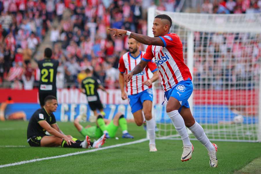 Savinho celebra un gol contra el propio Almería.