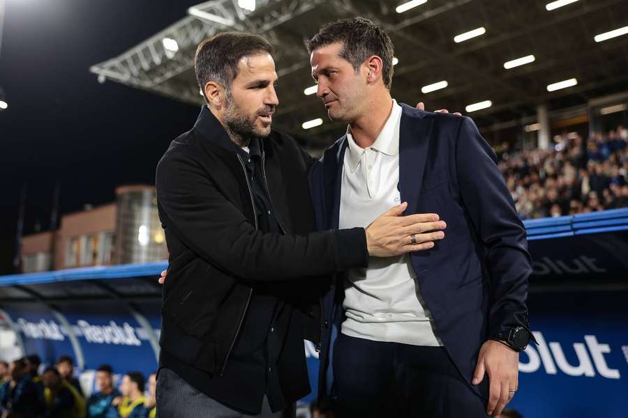 Cesc Fabregas, antrenorul lui Como, și Cristi Chivu