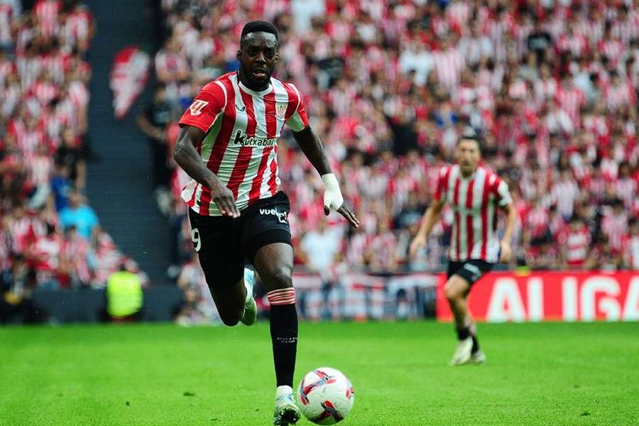 Athletic Club's Inaki Williams battles with Rick Morais