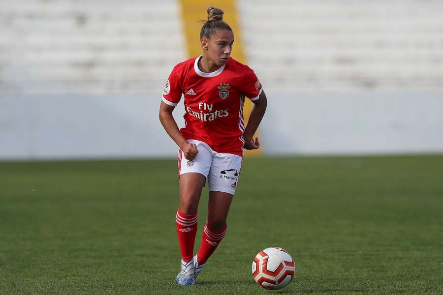 Lúcia Alves, lateral do Benfica