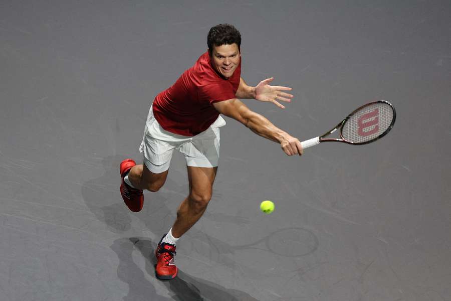 Raonic in action