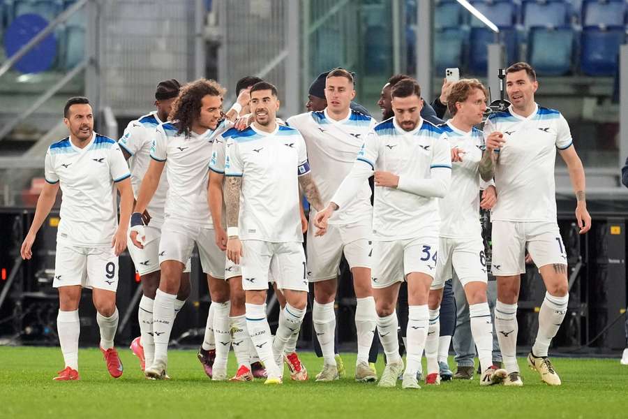 Lazio vyhrálo základní část Evropské ligy a v Serii A je na pátém místě.