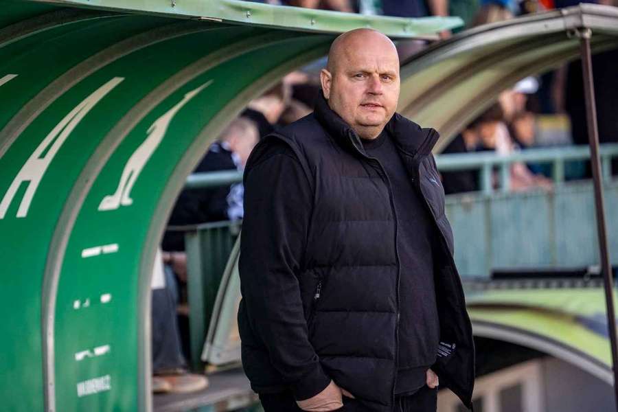 Veselý nechápe dění v derby: Nebuďme burani! Hřiště není bitevní pole. Po hráčích chce respekt Veselý nechápe dění v derby: Nebuďme burani! Hřiště není bitevní pole. Po hráčích chce respekt