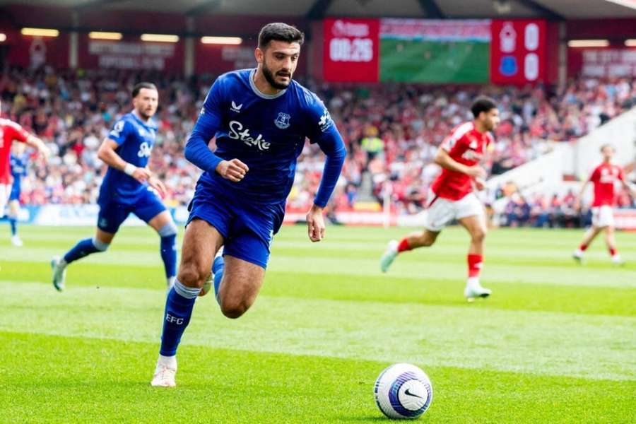 Broja bude hrát za Burnley.