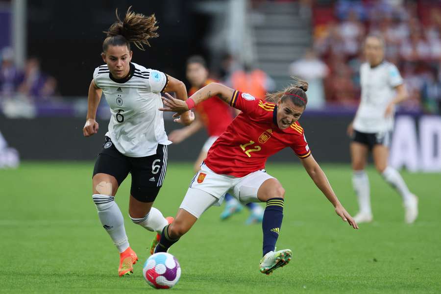 Patri Guijarro, en la Eurocopa de 2022.