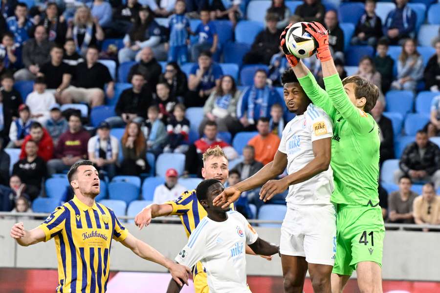 V šlágri kola sa proti sebe postavia Slovan a Dunajská Streda.