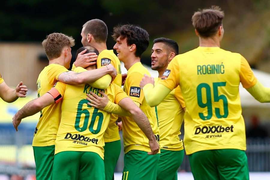 Žilina dominantne vyhrala v Podbrezovej.