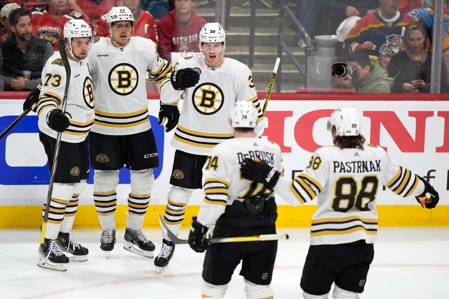 Série mezi Bruins a Panthers se vrátí do Bostonu.