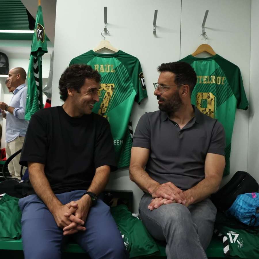 Raúl e Van Nistelrooy, dois iguais 