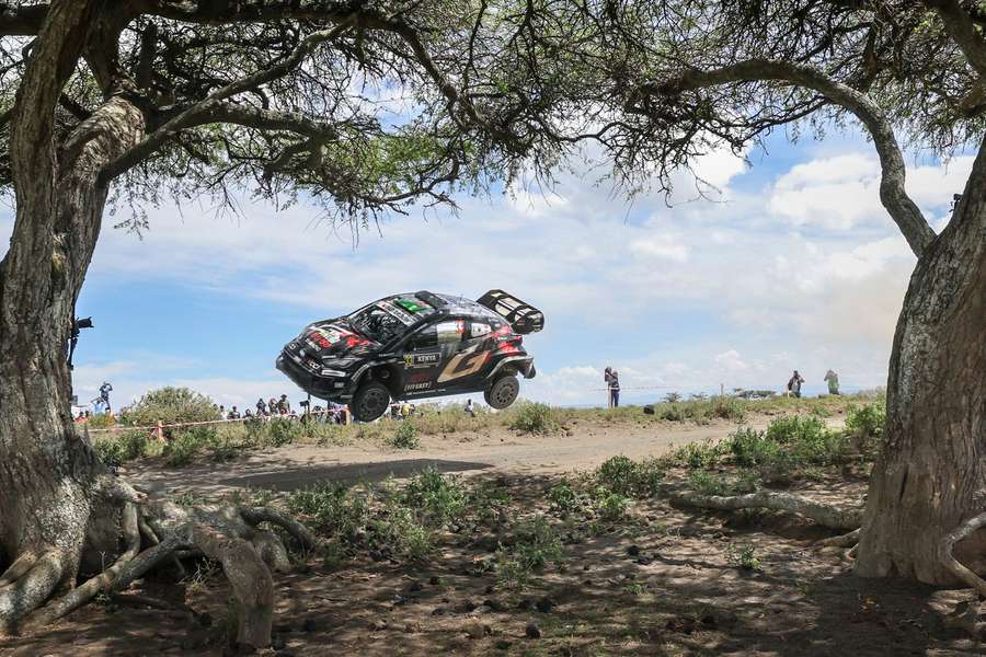 Elfyn Evans no Rali Safari