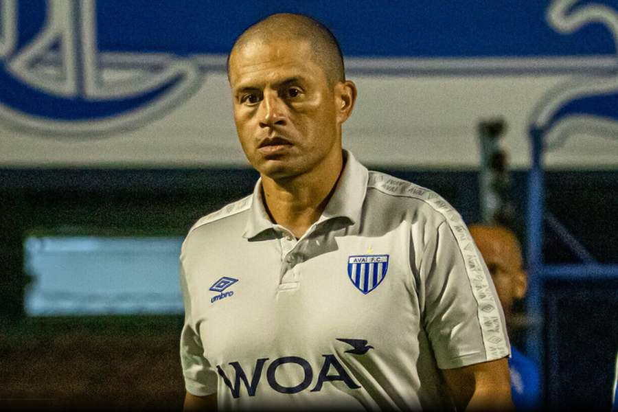 Alex não resistiu ao início da Série B