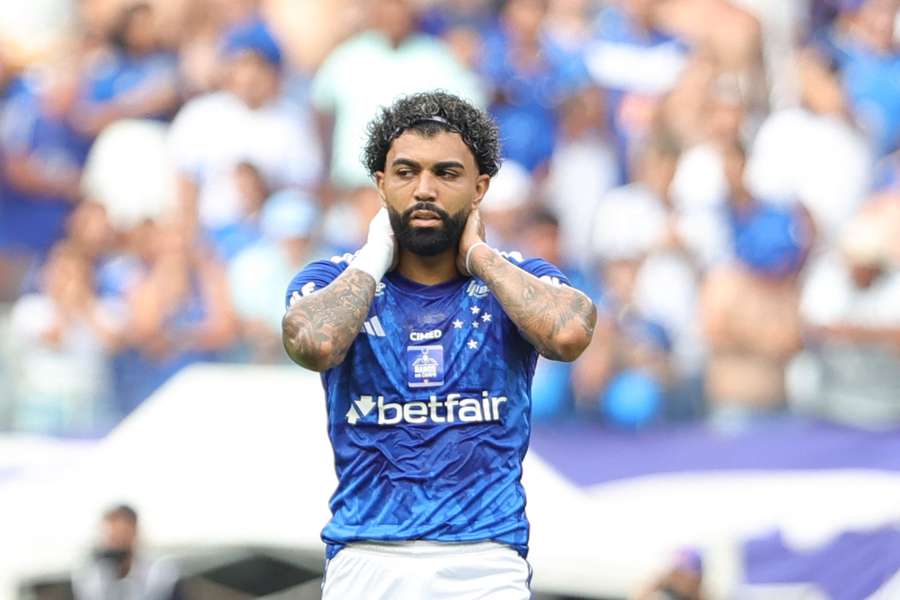Gabriel Barbosa foi para o chuveiro mais cedo