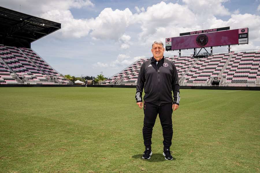 "Tata" Martino va lucra din nou cu Messi