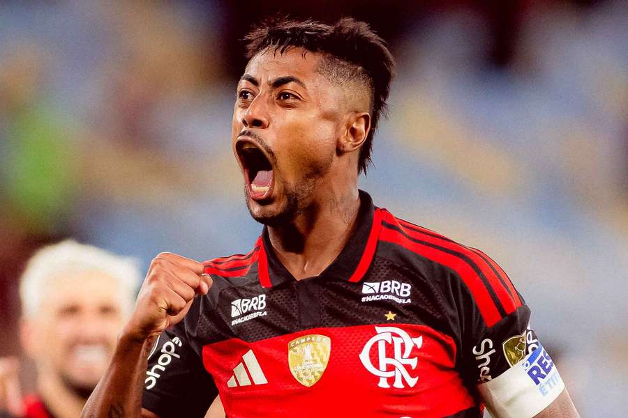 Bruno Henrique ganhará busto na Gávea