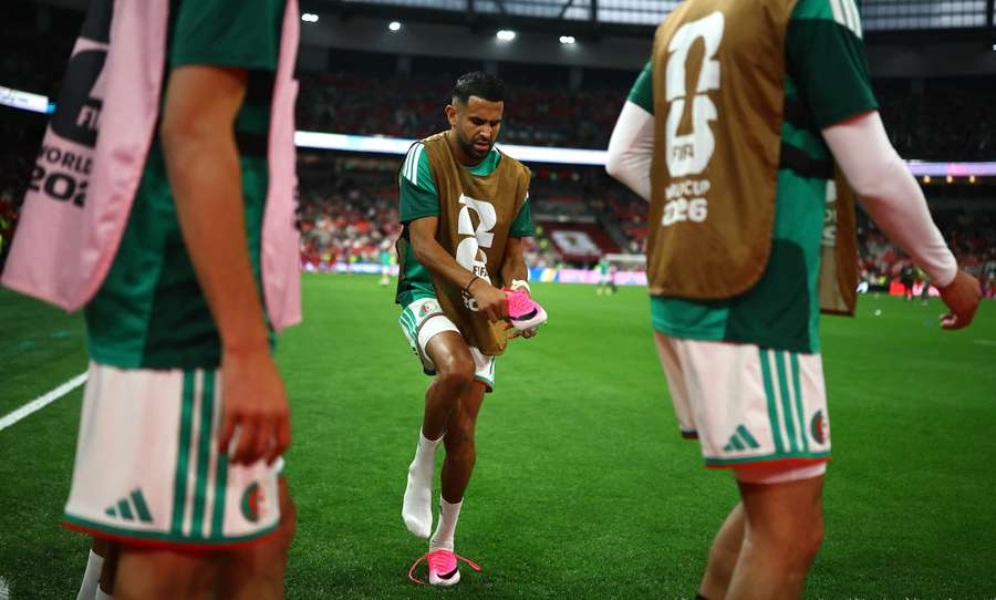 Riyad Mahrez during the warm-up in Vancouver Riyad Mahrez during the warm-up in Vancouver