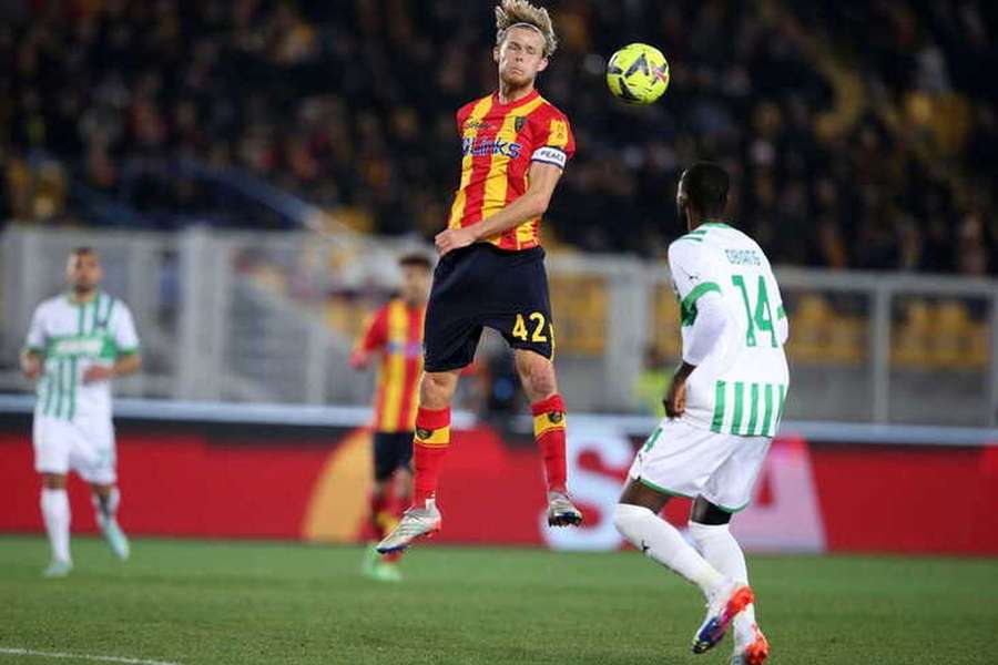Morten Hjulmand, capitão do Lecce, é o médio desejado pelo Sporting
