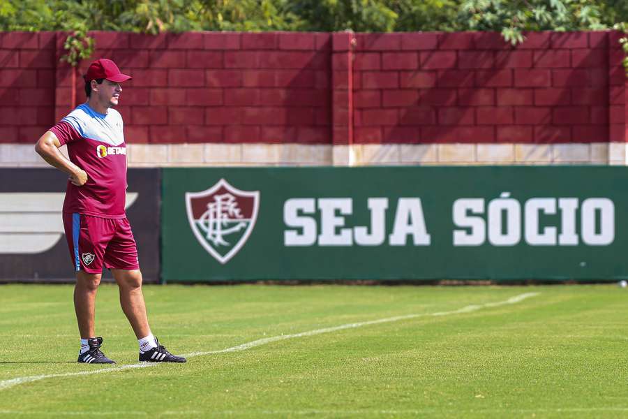 Diniz em treino nas Laranjeiras