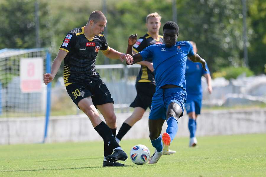 Sobotnie sparingi: Pierwsze testy beniaminków Ekstraklasy, Legia i Widzew pokonane
