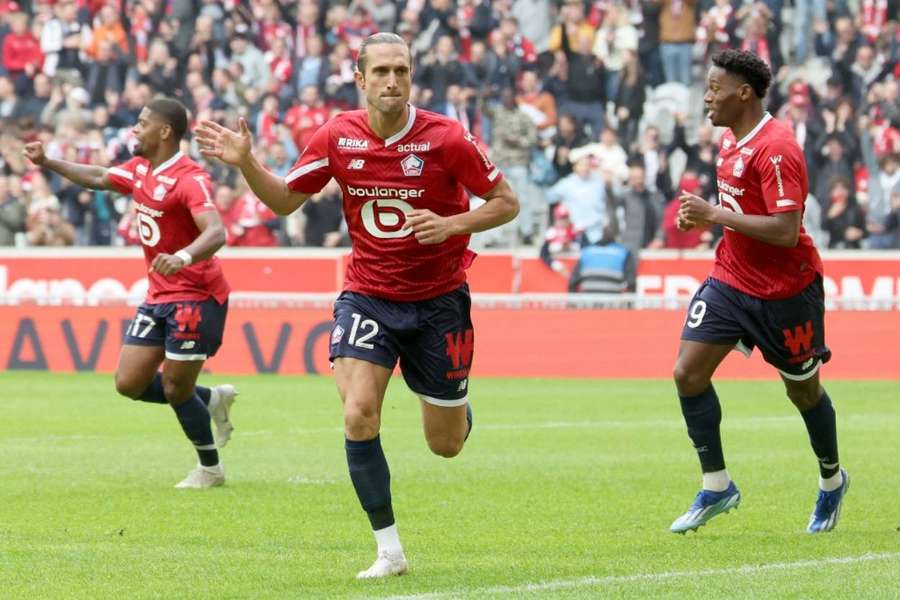 Yusuf Yazici rozhodl jediným gólem utkání o výhře Lille nad Rennes.