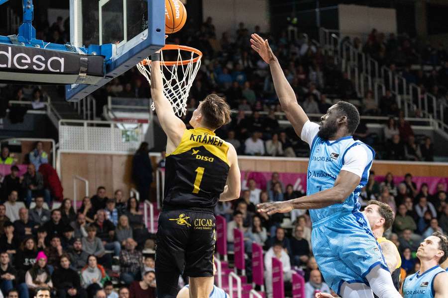 Kramer, máximo anotador del Tenerife en Andorra