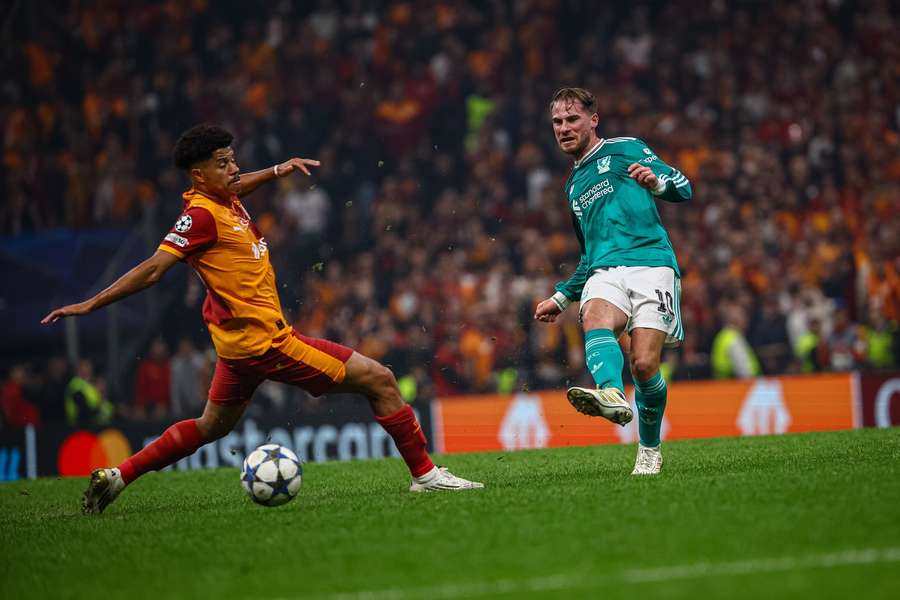 Champions League: Galatasaray - Liverpool / Drăgușin e în lot la Tottenham - Atletico Madrid / Newcastle - Barcelona