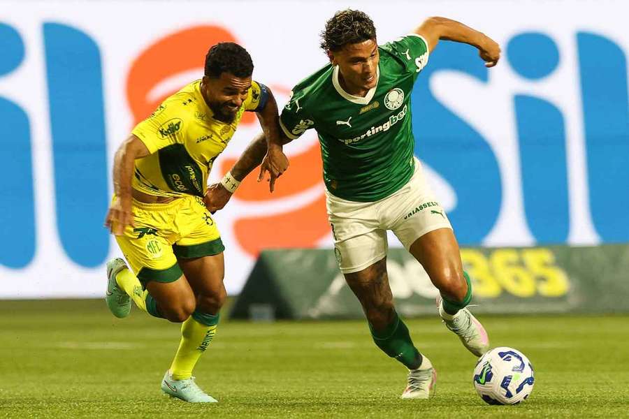 Ríos não deve durar muito tempo no Palmeiras