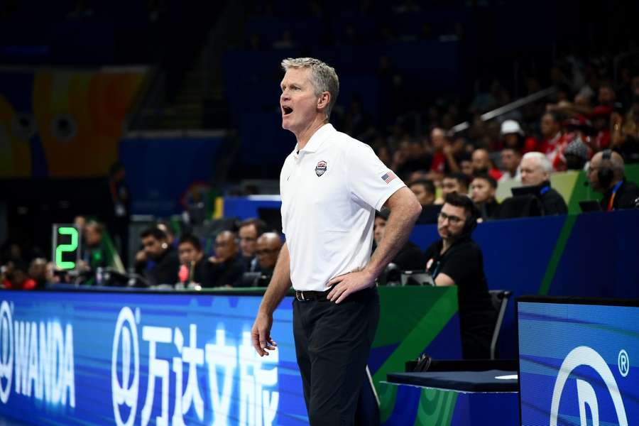 Kerr espera prolongar a sua estadia nos Warriors
