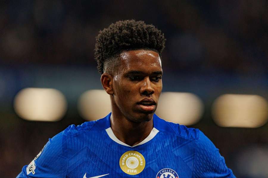 Chelsea’s Estevao Advised to Follow Palmer Example by Boss Enzo Maresca Chelsea’s Estevao Advised to Follow Palmer Example by Boss Enzo Maresca