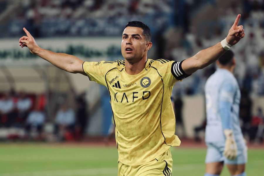 Cristiano Ronaldo abriu o caminho para a tranquila vitória do Al-Nassr
