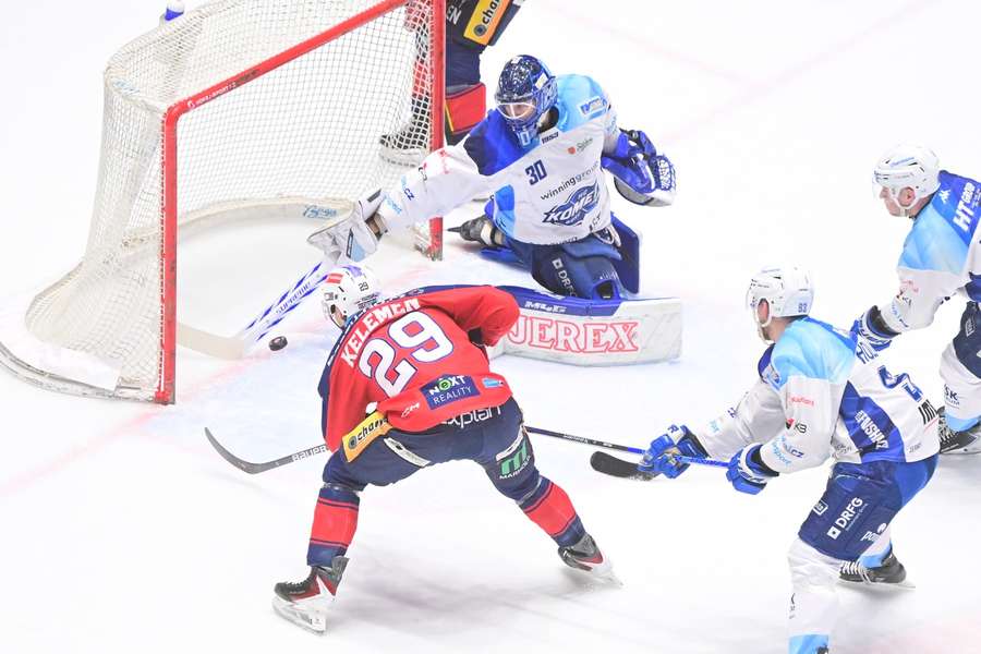 Aleš Stezka bude hlavní nadějí obhájce titulu na úspěch s Pardubicemi.