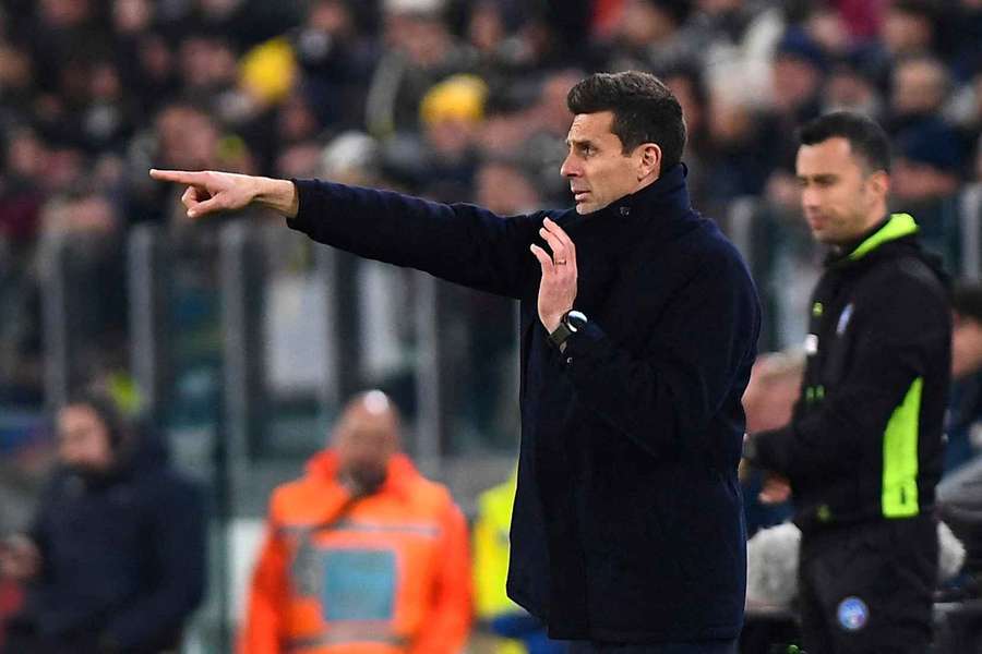 Thiago Motta calling out from the sidelines during Hellas Verona match (March 3, 2025)