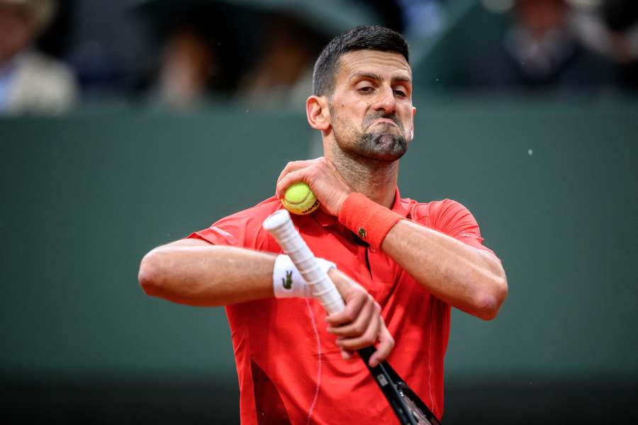 Novak Djokovic usa torneio de Genebra como preparação para Roland Garros