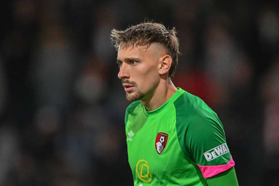 Ionuț Radu are doar 2 apariții în Cupa Ligii Angliei pentru Bournemouth în acest sezon
