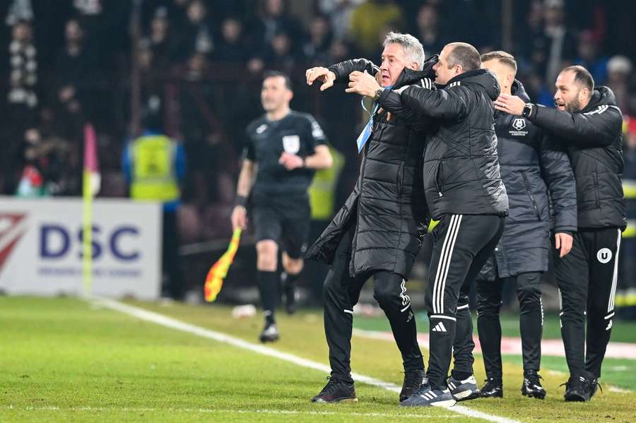 Cristiano Bergodi a fost un car de nervi la finalul partidei cu CFR Cluj 