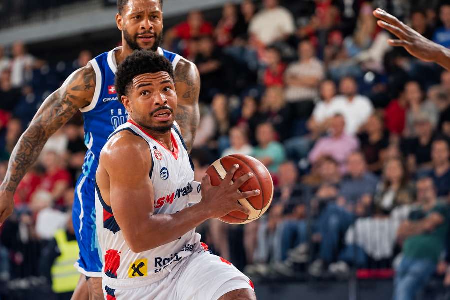 CSM Oradea a debutat cu o victorie clară în FIBA Europe Cup CSM Oradea a debutat cu o victorie clară în FIBA Europe Cup