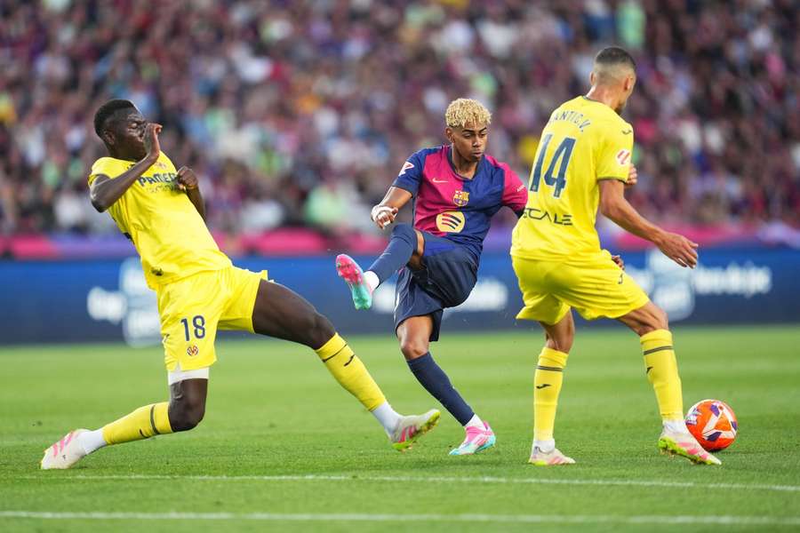 Lamine Yamal gegen die Defensive von Villarreal: zum nächsten Mal soll es das in Miami geben