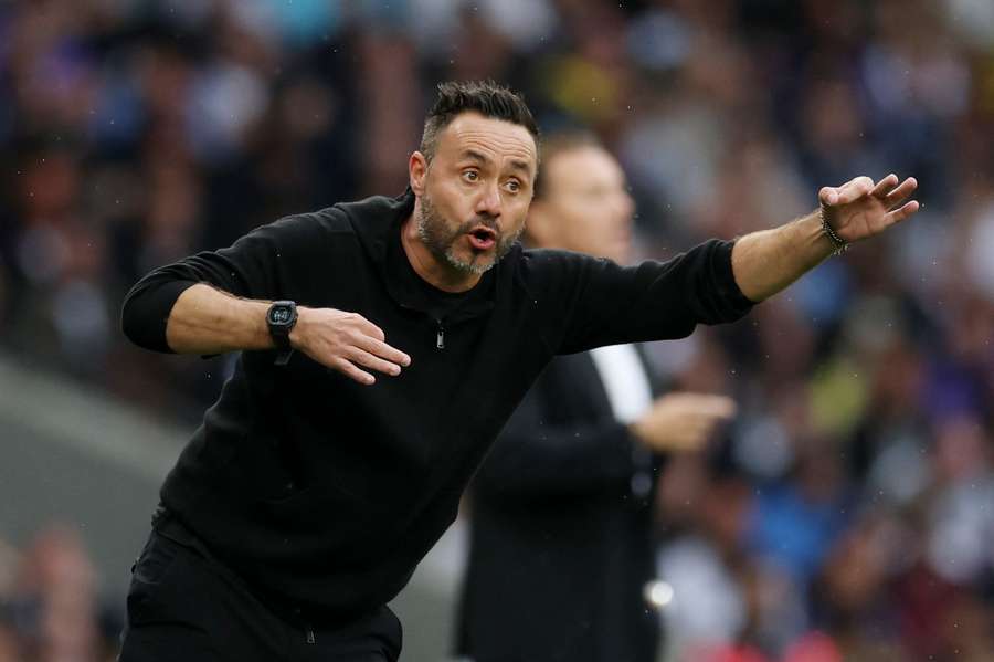 Tottenham manager Roberto De Zerbi on the touchline Tottenham manager Roberto De Zerbi on the touchline